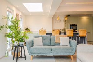 Photo 19- click for photo gallery